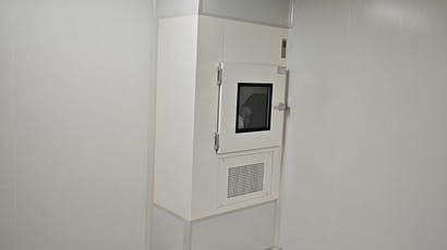 Активные передаточные окна IPharmtech ▶ производство и продажа активных передаточных окон, активных передаточных боксов ✔ монтаж ✔ пуско-наладка и те...